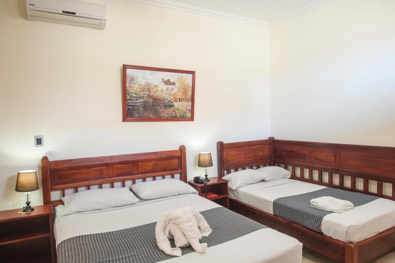 Hotel El Almirante Granada